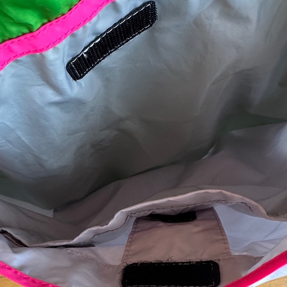 Cotopaxi Women’s Windbreaker Jacket - Picture 4 of 6